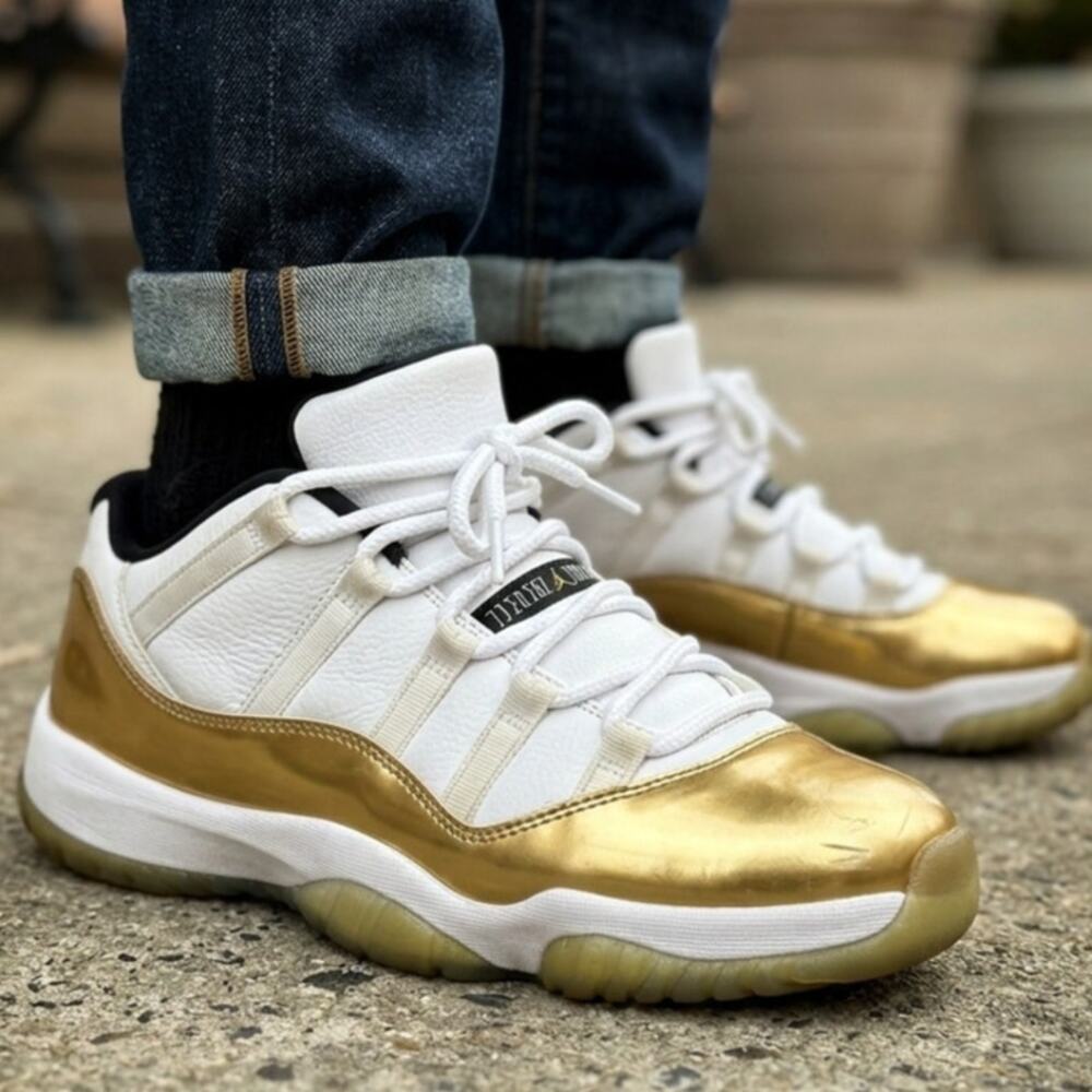 Jordan 11 Retro Low Closing Ceremony White Metallic Gold Coin 2016 Mens Size 11